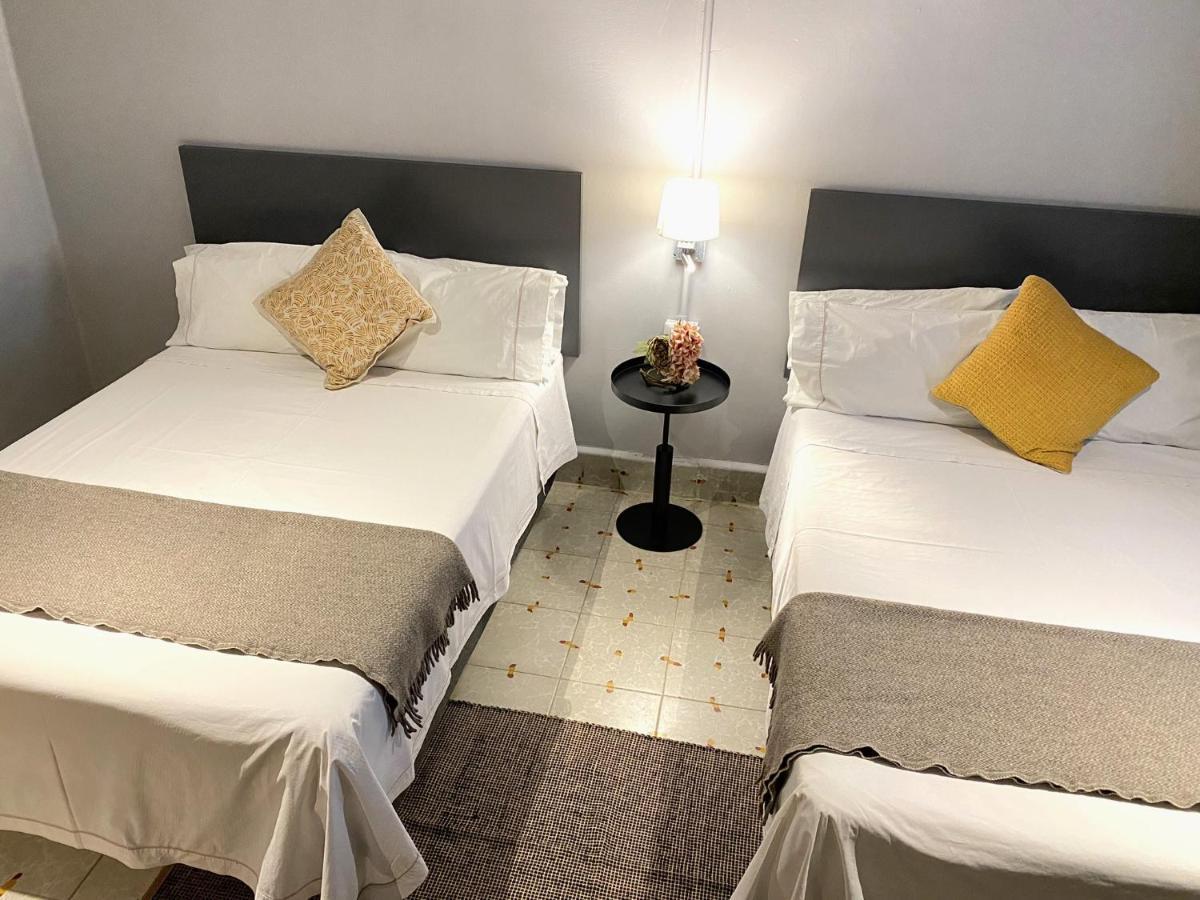 Hotel El Pedregal Матеуала Экстерьер фото