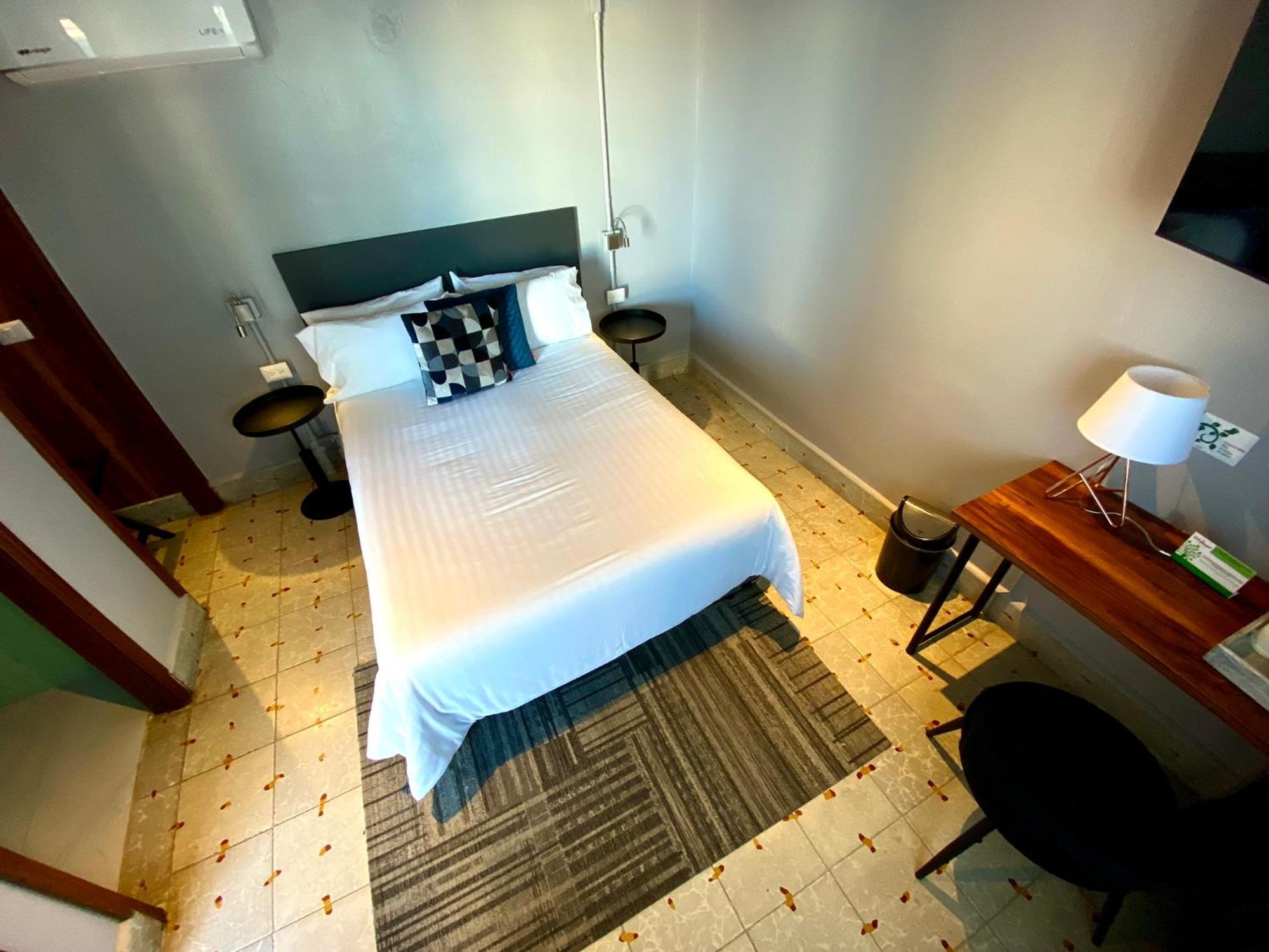 Hotel El Pedregal Матеуала Экстерьер фото